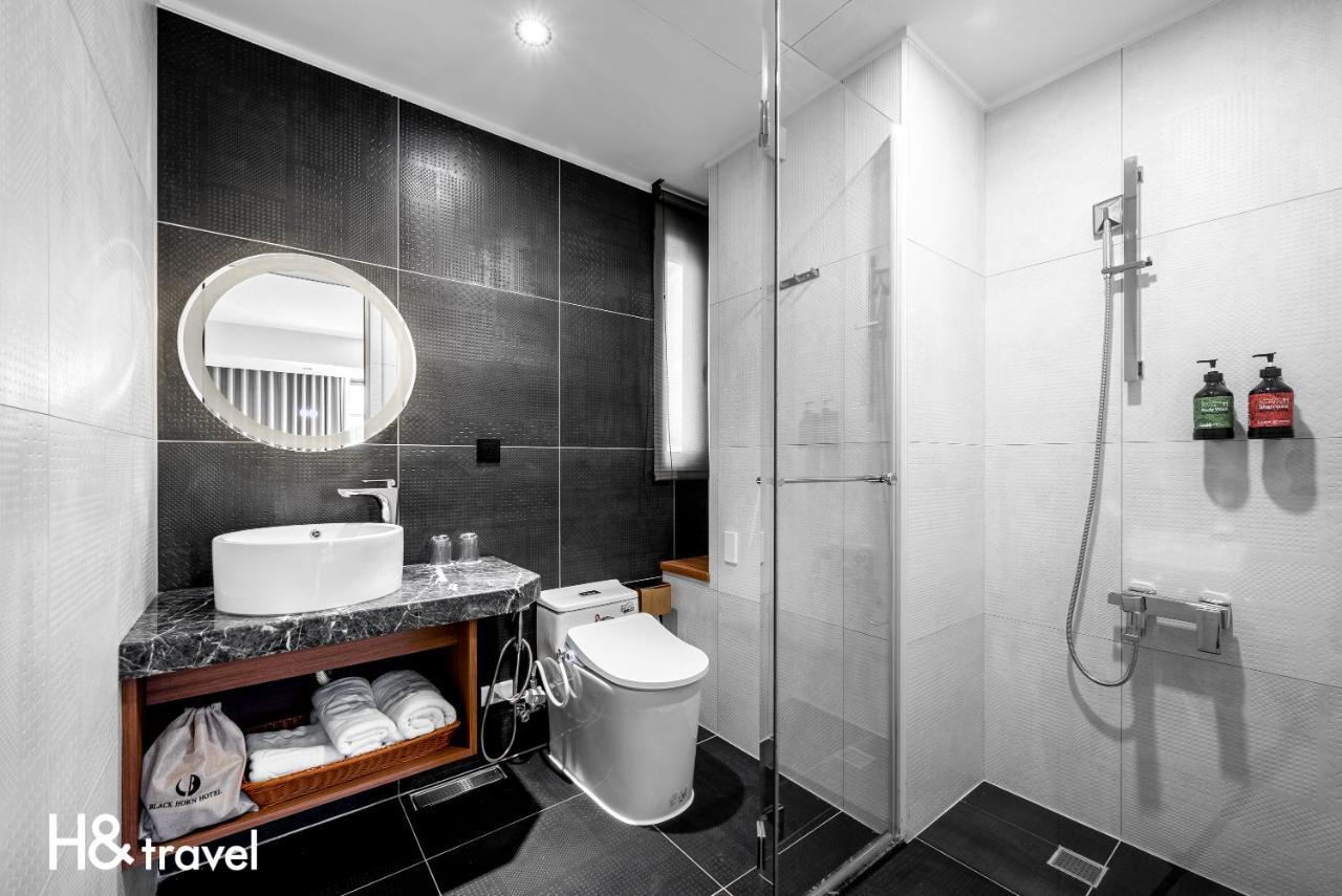 Black Horn B&B Hengchun Exterior photo